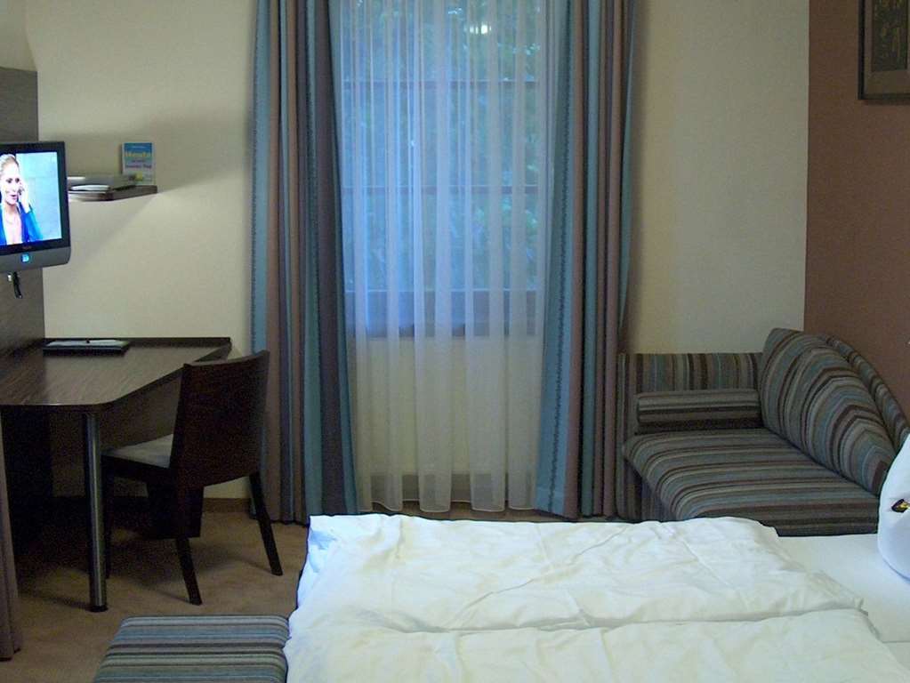 Akzent Hotel Laupheimer Hof Δωμάτιο φωτογραφία
