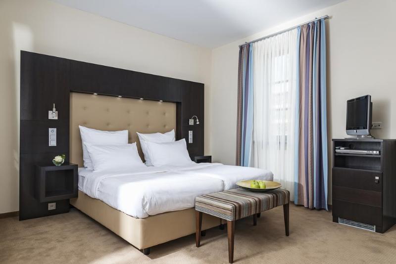 Akzent Hotel Laupheimer Hof Εξωτερικό φωτογραφία