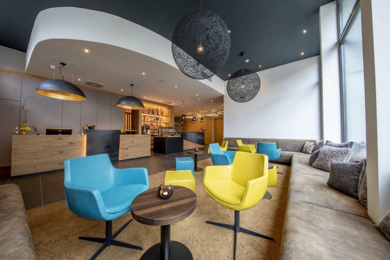 Akzent Hotel Laupheimer Hof Εξωτερικό φωτογραφία