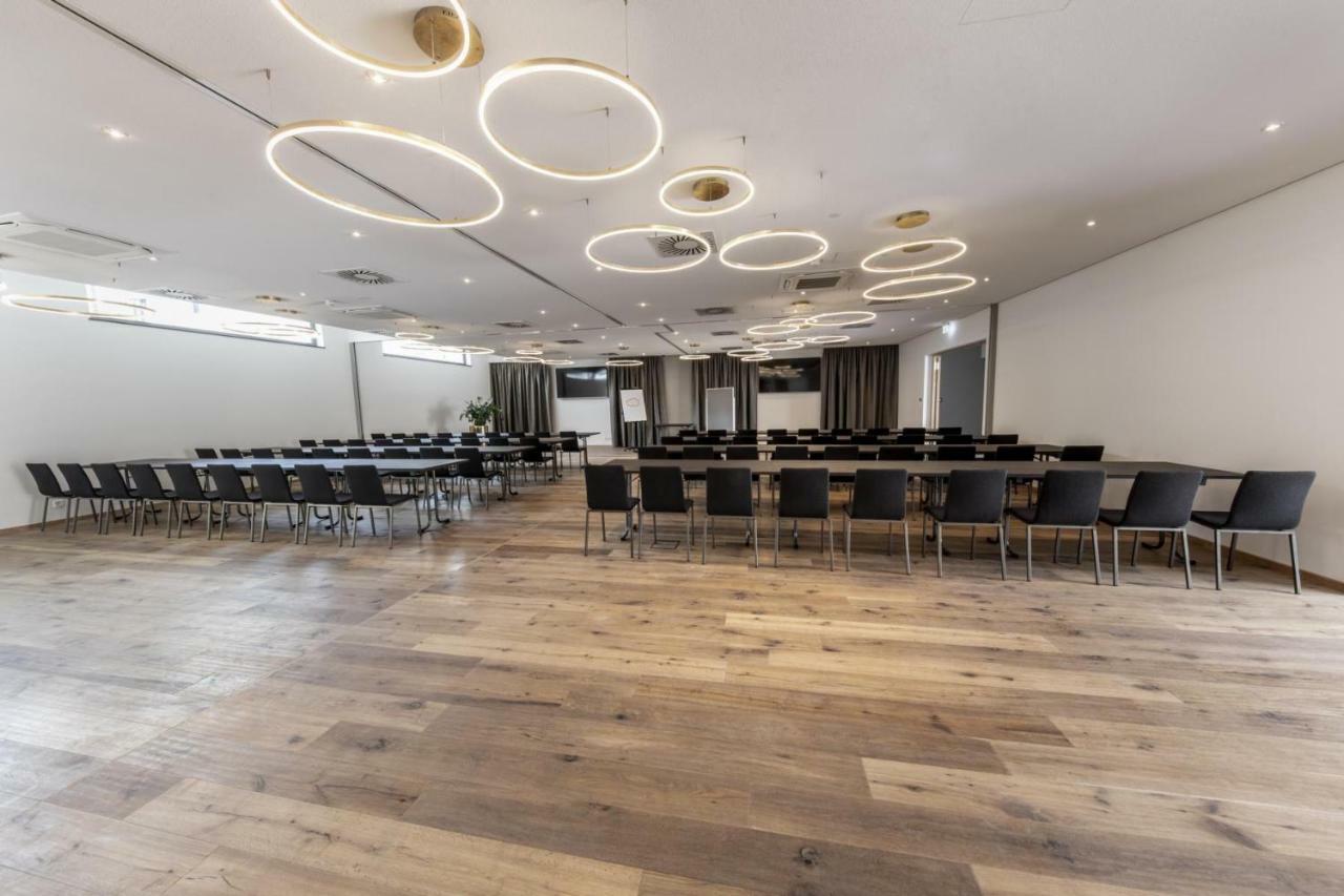 Akzent Hotel Laupheimer Hof Εξωτερικό φωτογραφία