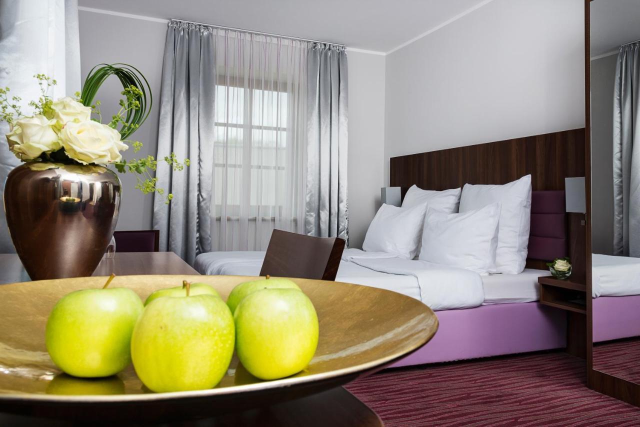 Akzent Hotel Laupheimer Hof Εξωτερικό φωτογραφία